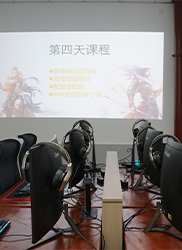 点击放大